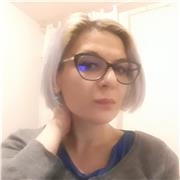 Laureata in lingue straniere (inglese e francese) offre lezioni online/in presenza